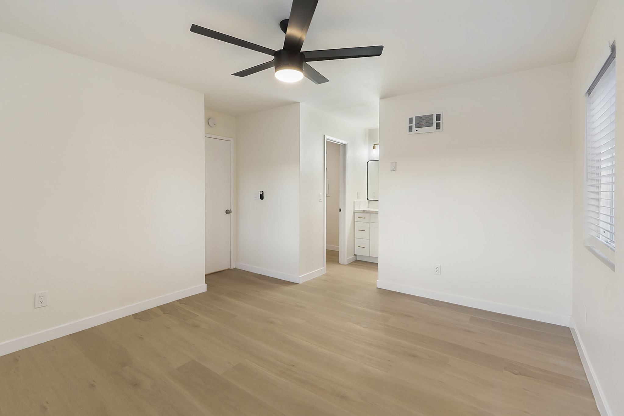 Kitchen Remodel 3 - Full Home After Renovation