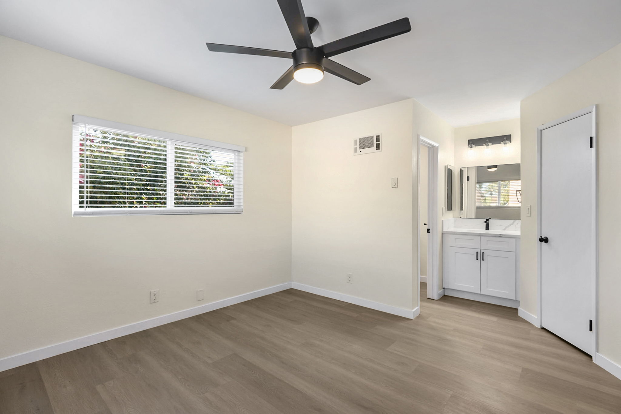 Kitchen Remodel 3 - Before
